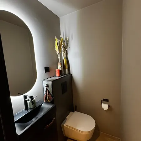 Luxury Retreat With Parking And Garden * 스타방에르
